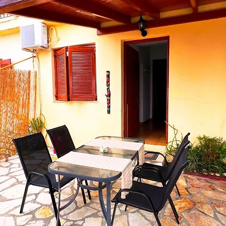 Stefanos Apartments Agios Gordios  Exterior foto