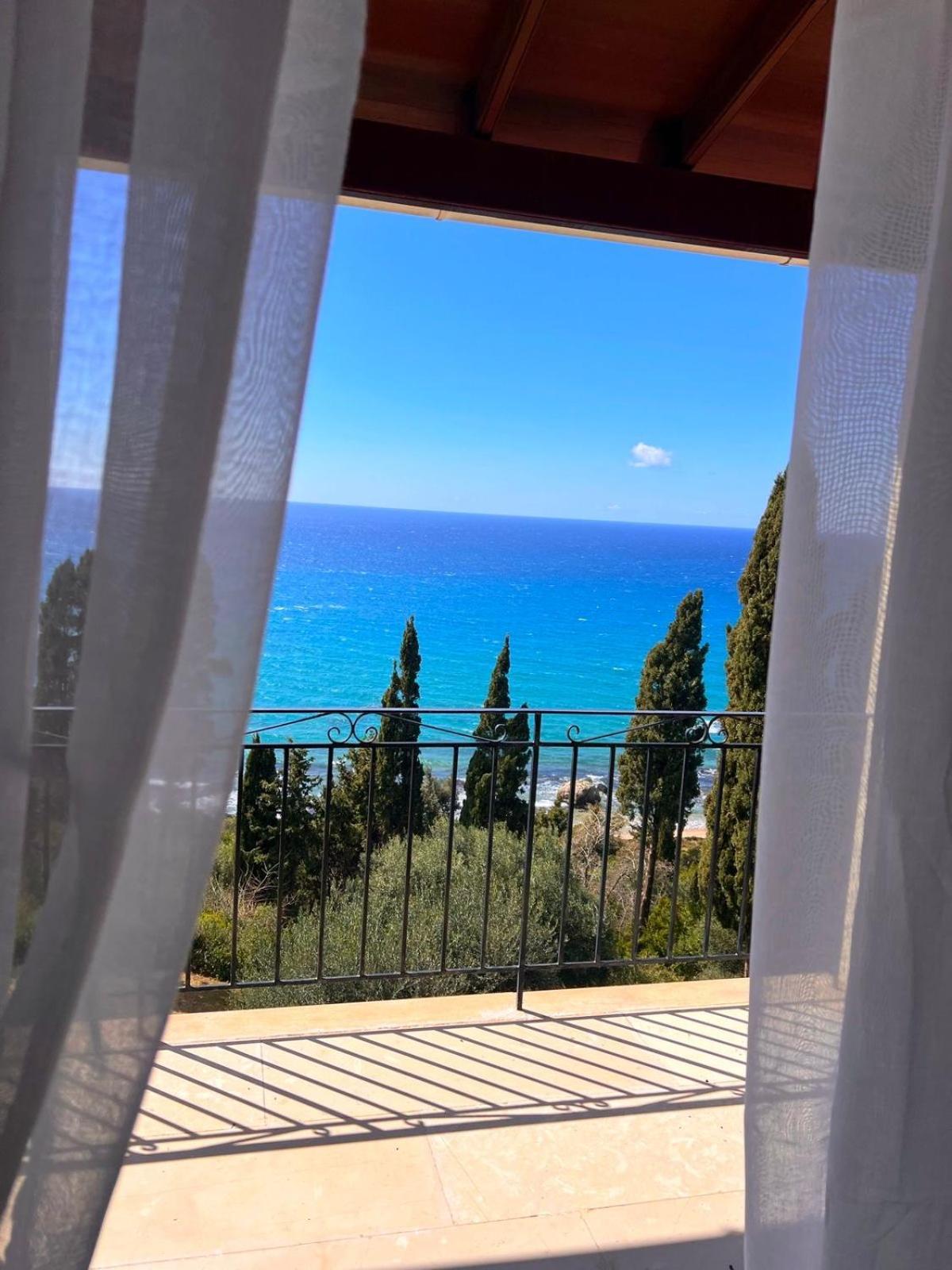 Stefanos By Sv Alians Agios Gordios (Corfu)